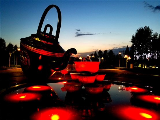 《“醉”美康巴什》（陳哲）